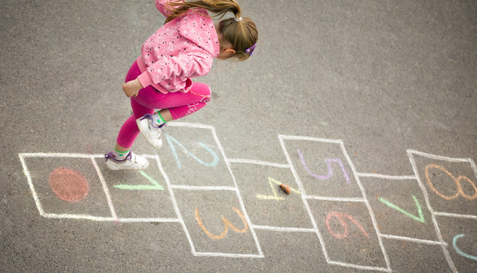 Great Outdoor Games To Inspire Learning For Young Students