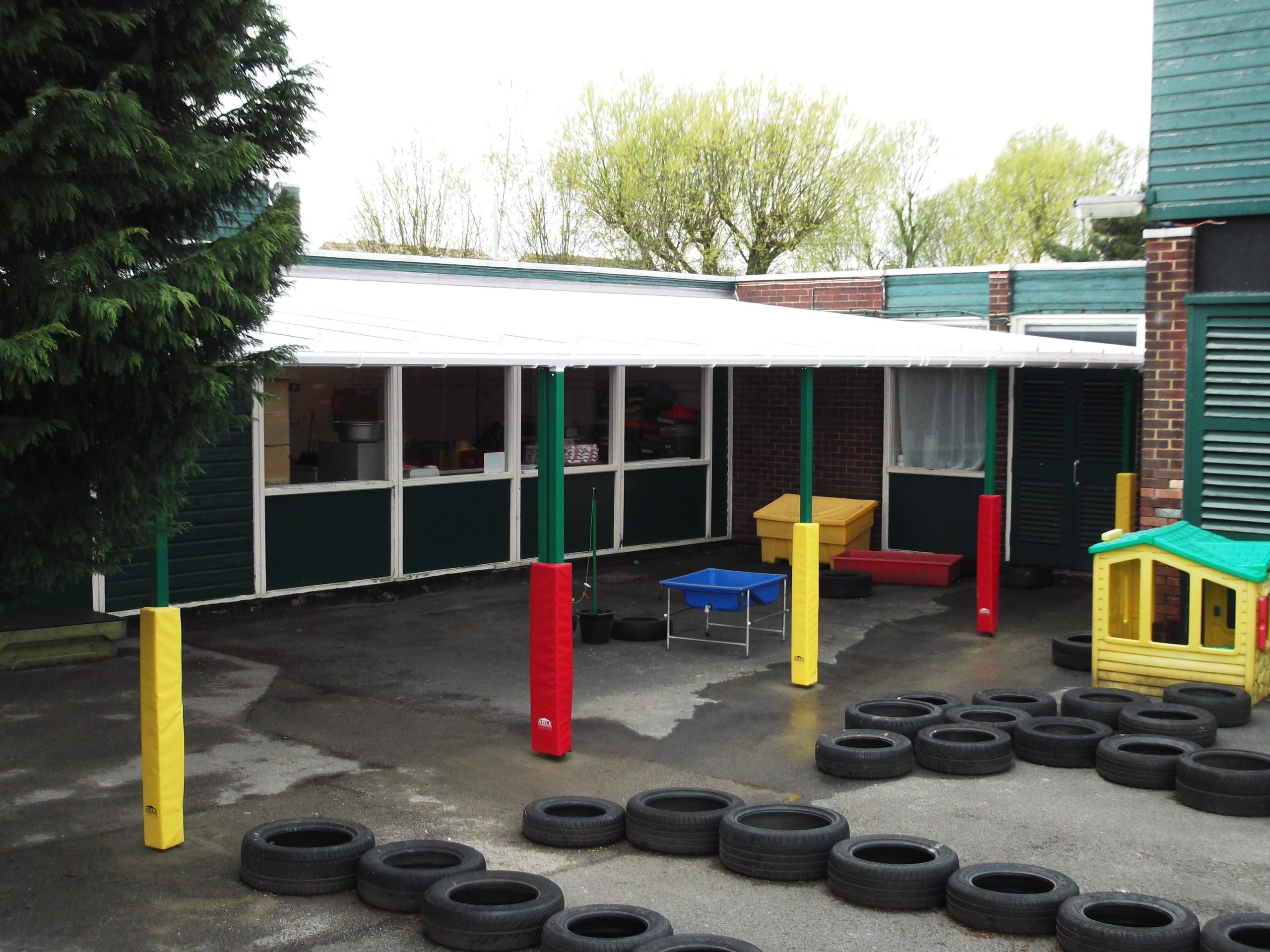 Yearsley Grove Primary School, York - Wall Mounted Canopy - Able Canopies